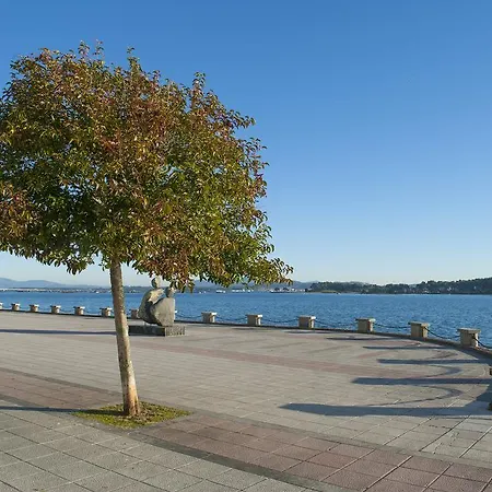 Hotel Puente De La Toja 3*