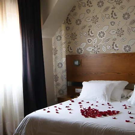 Puente De La Toja Hotel 3*